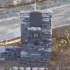 mailbox hardscaping